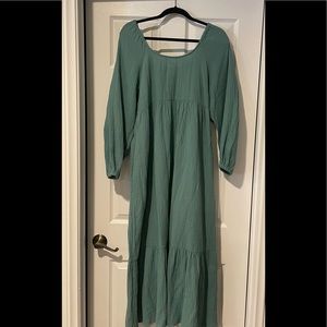 NWOT Comfy Dress, Size M